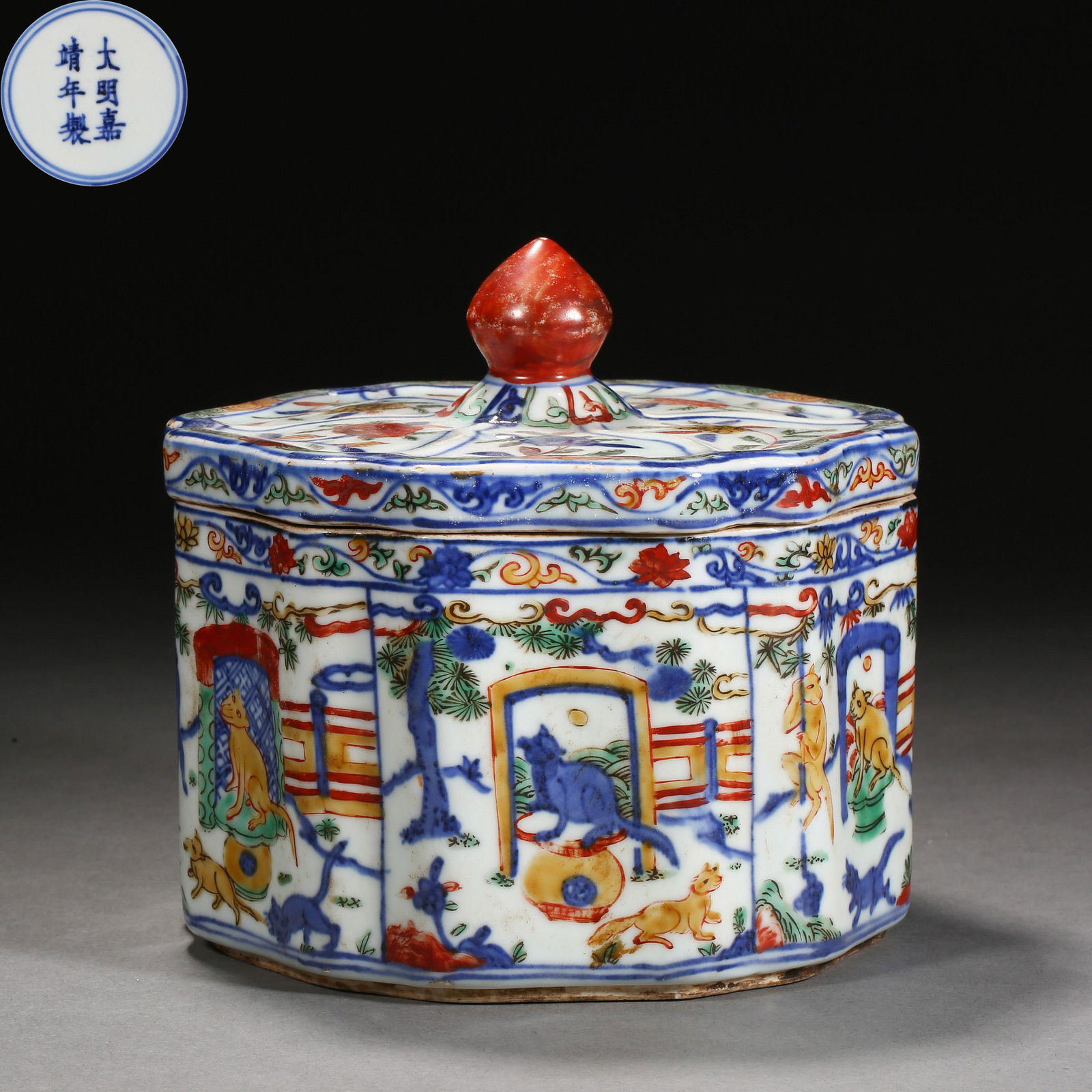 Ming Dynasty of China, Fighting Colors Covered Jar (1 of 10)