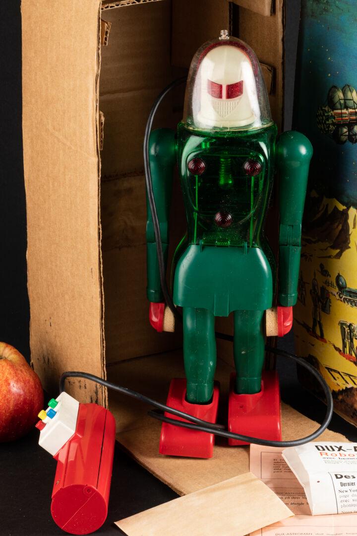 DUX-ASTROMAN: Robot électrique actionné à distance 4 mouvements Dans sa boîte d'origine Made in West Germany H. 28 cm Usures