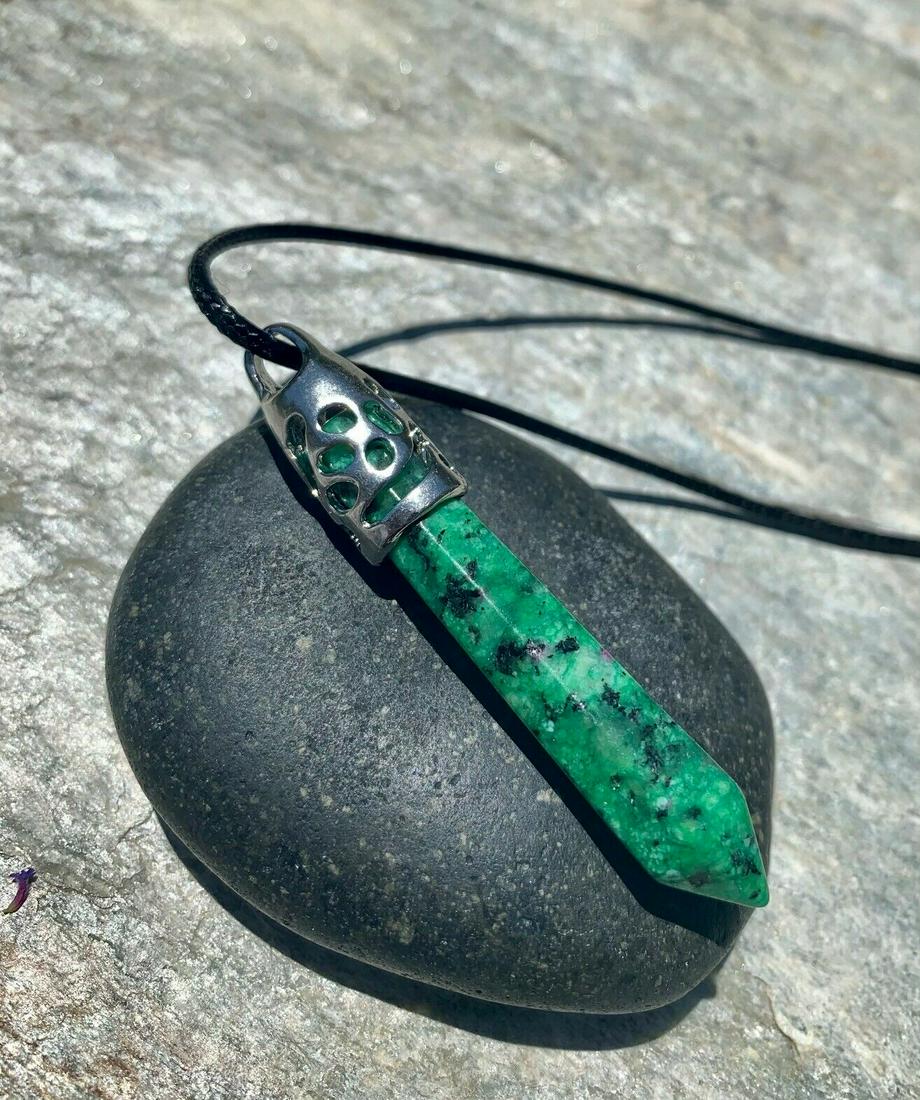 Ruby zoisite gemstone pendant healing mineral chakra (1 of 4)