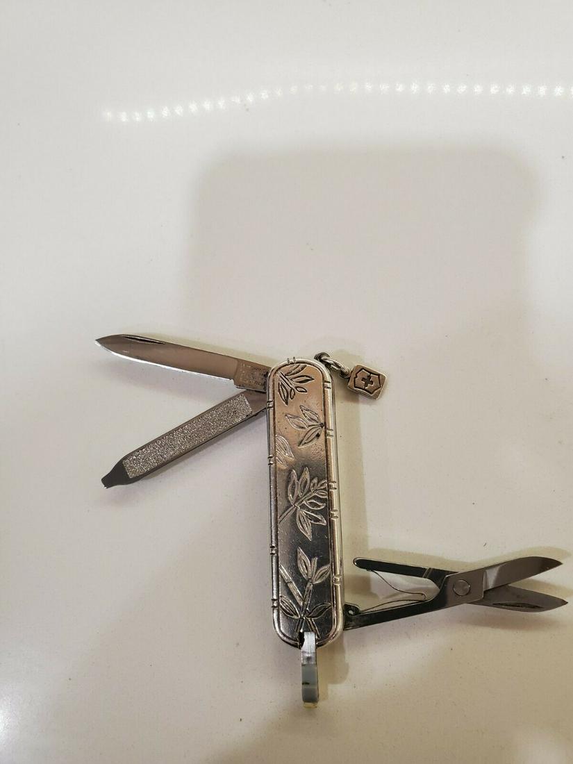 Tiffany Swiss Army Knife 2025 | birddogsafield.com Tiffany Swiss Army Knife 2025 | birddogsafield.com
