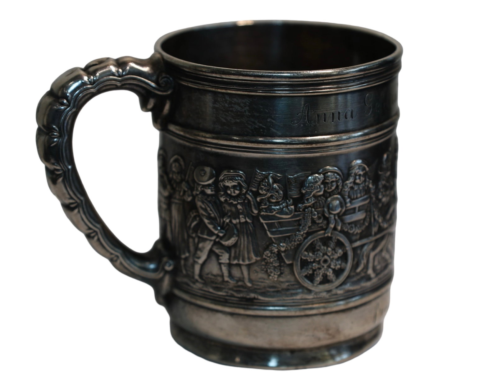 Large Tiffany Co Sterling Silver 1800s Childrens Parade Independence Day Motif Water or Wine Cup: Large Tiffany Co Sterling Silver 1800s Childrens Parade Independence Day Motif Water or Wine Cup. This Unusual cup shows a line of children in a parade with horses. Most of the chi9ldren are carrying 