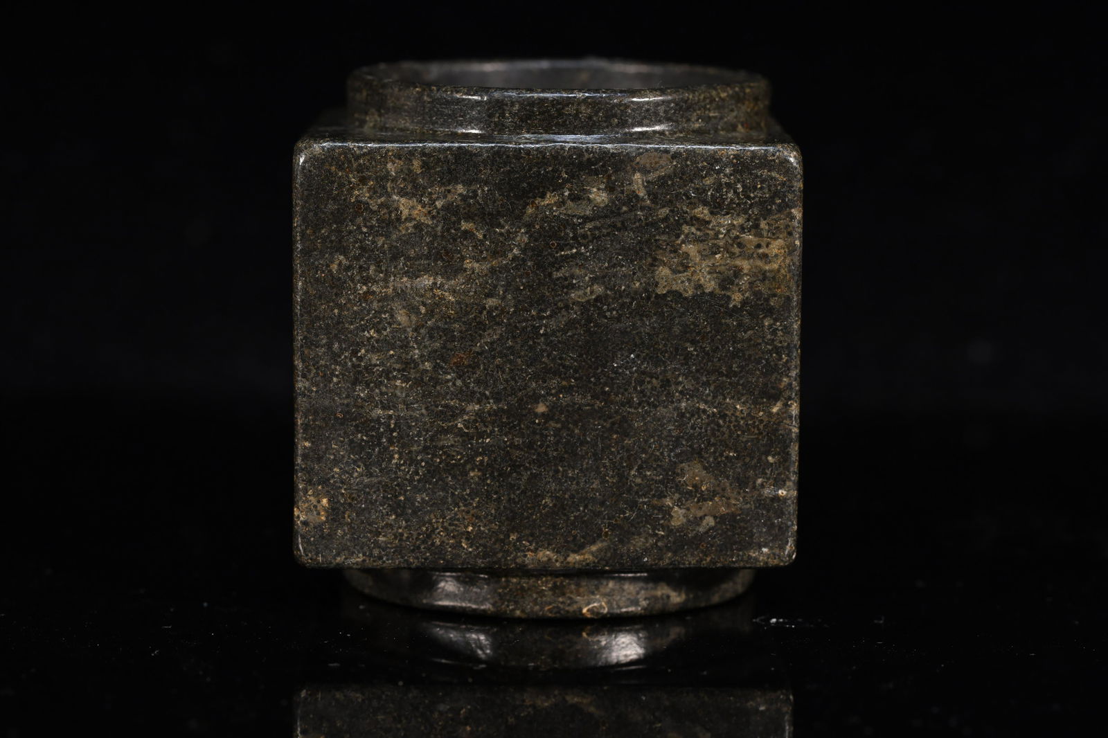 A Rare Jade Cong (1 of 4)