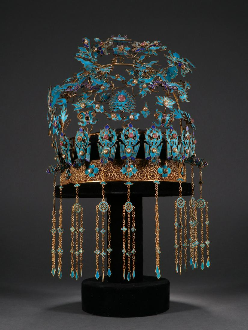 A Very Rare Gilt-Silver Inlaid Gems Phoenix Crown (1 of 9)