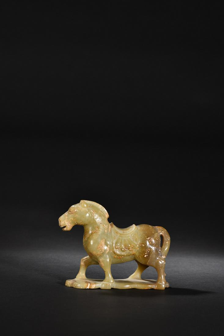 A Rare and Old Jade Carved Horse Ornament (1 of 9)