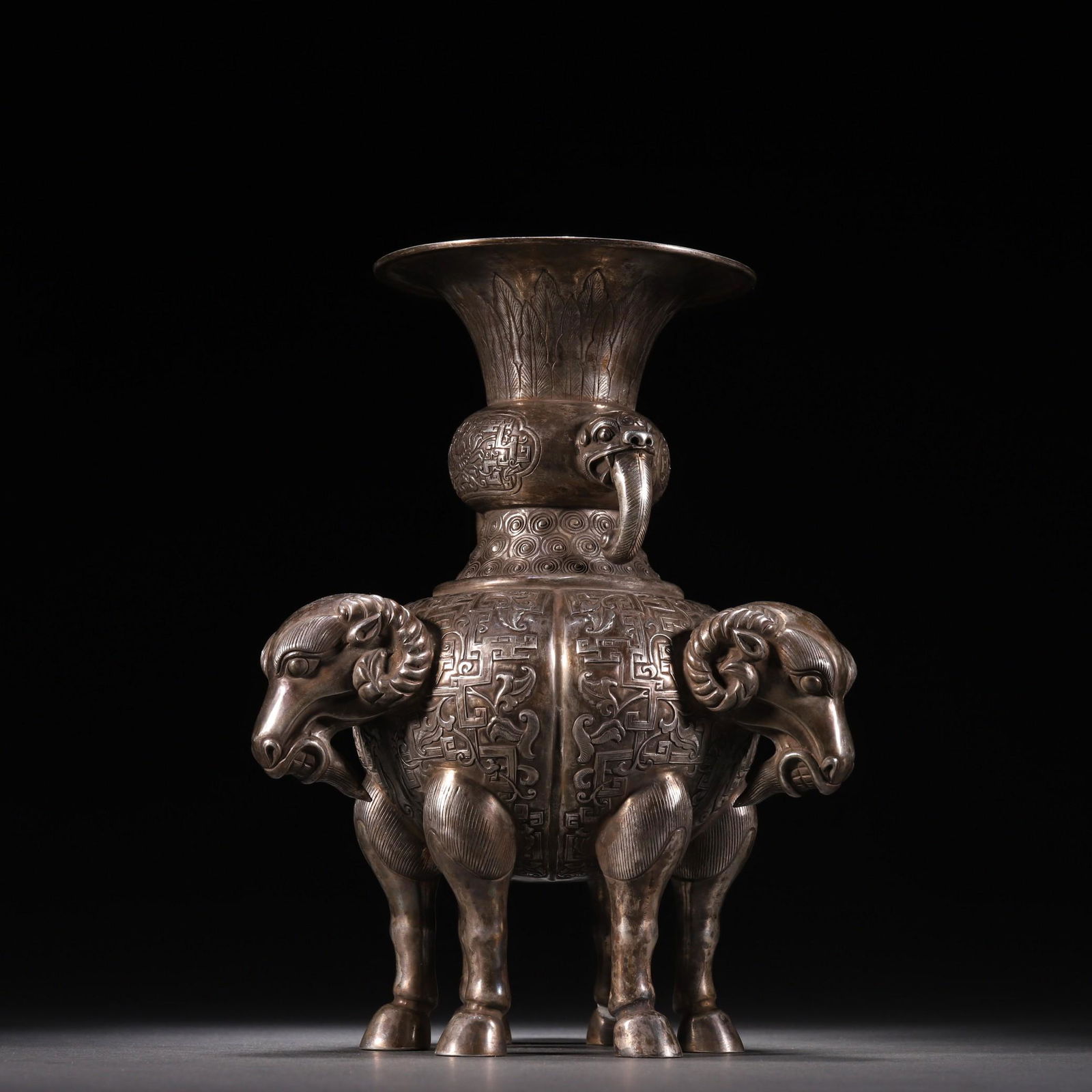 A Rare Silver Carved Sheep's Head Bottle (1 of 9)