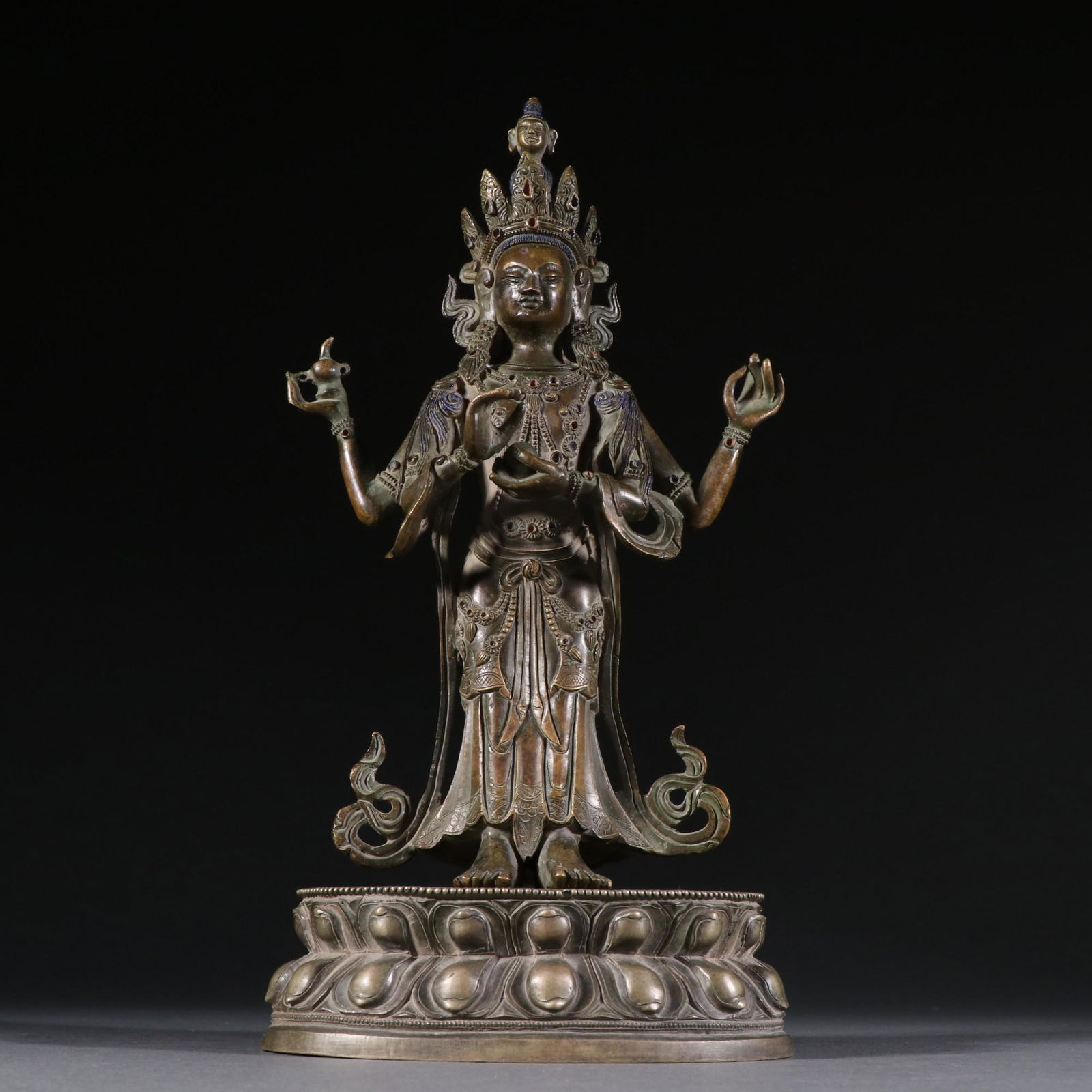 A Bronze Figure of Four-armed Guanyin (1 of 9)