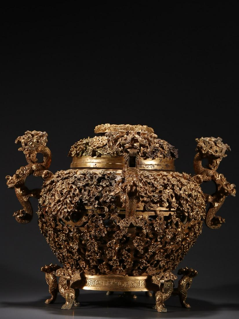 A Very Rare Gilt-bronze 'Dragon' Censer With Cover (1 of 9)