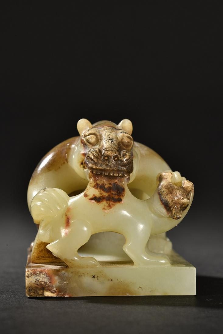 A Rare Jade Carved Beast Seal (1 of 9)