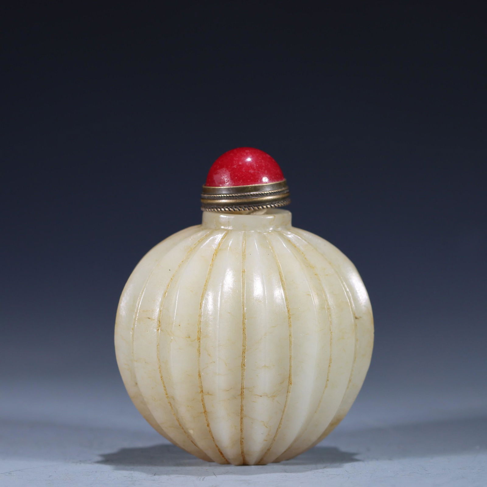 A Delicate Hetian Jade Carved Snuff Bottle (1 of 9)