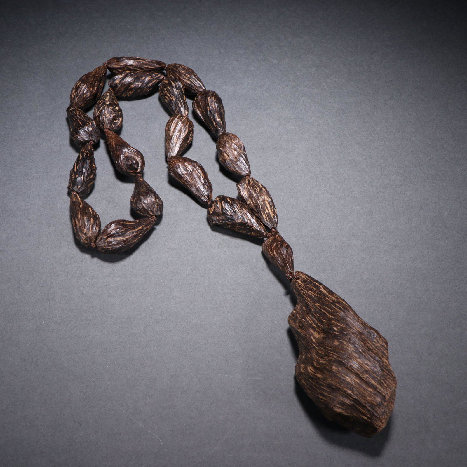 A Fine Eagle Wood Pendant (1 of 9)