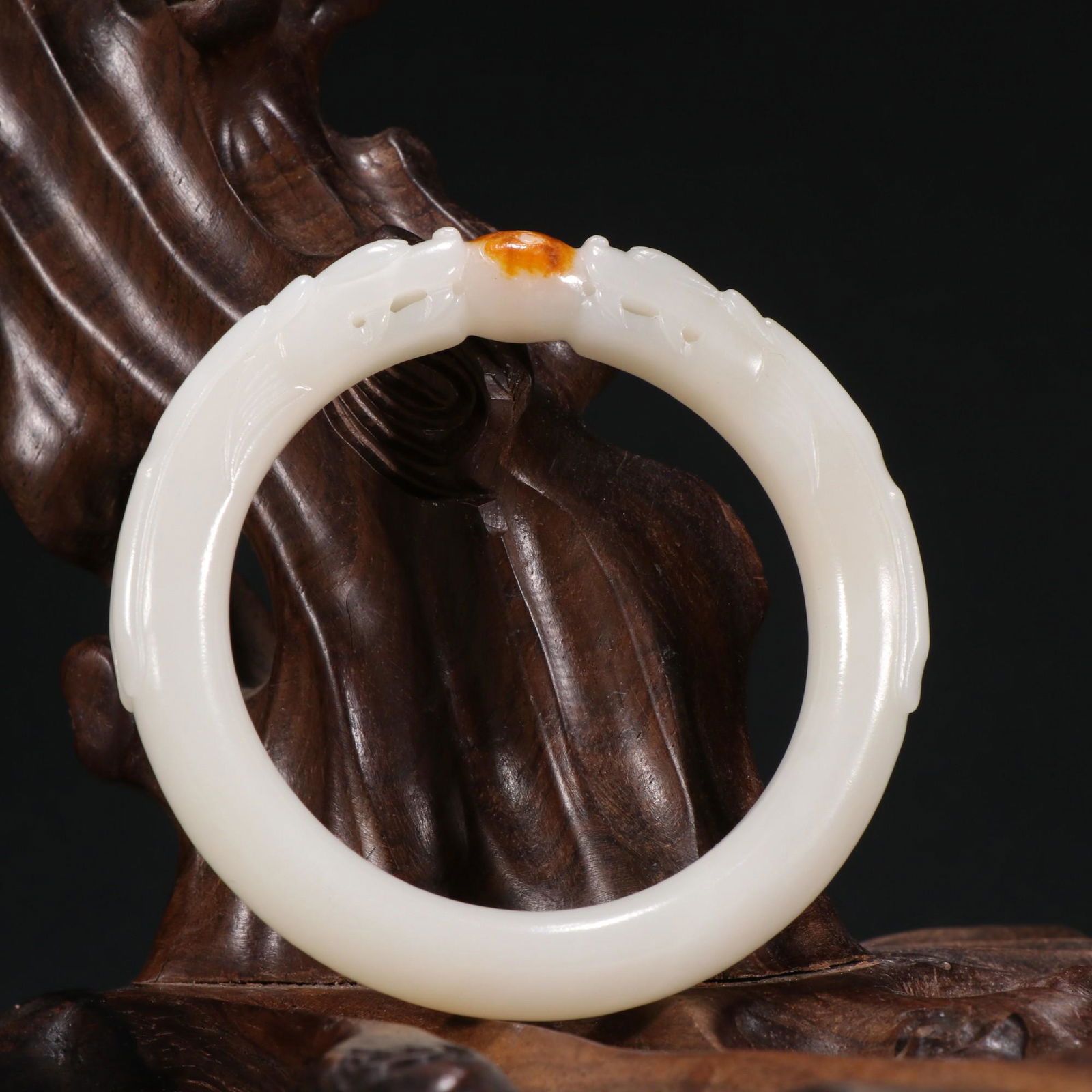 A Top Hetian Jade Bracelet (1 of 9)
