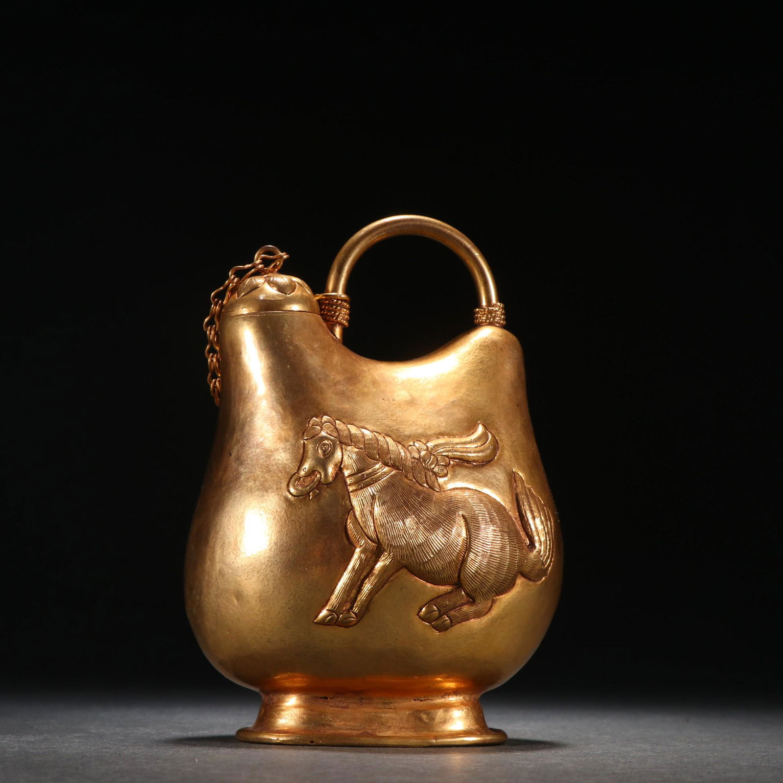A Gilt-bronze Pot With Horse Pattern (1 of 9)