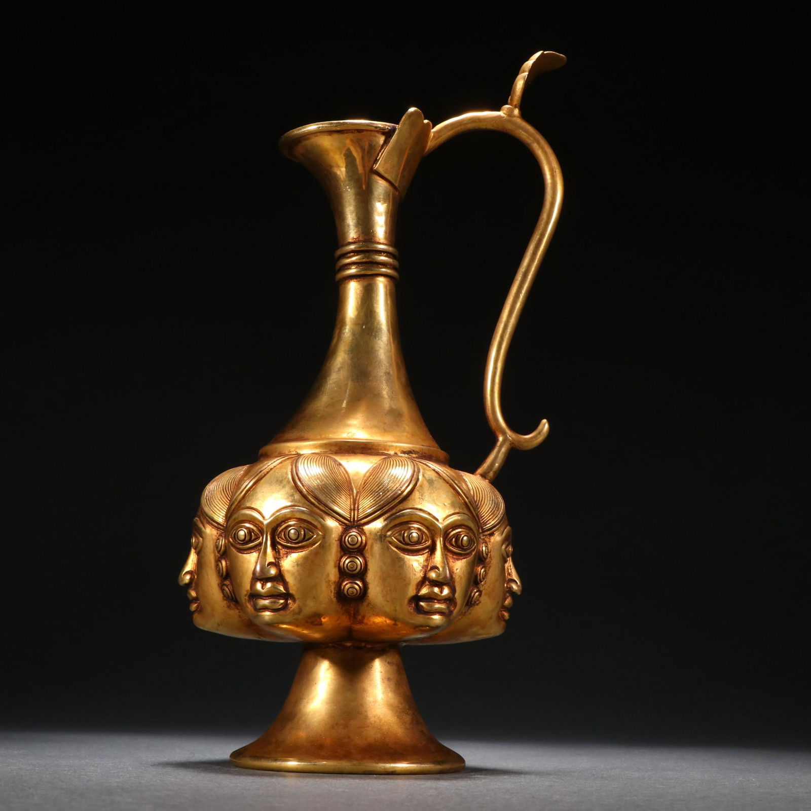 A Fine Gilt-bronze Ewer (1 of 9)