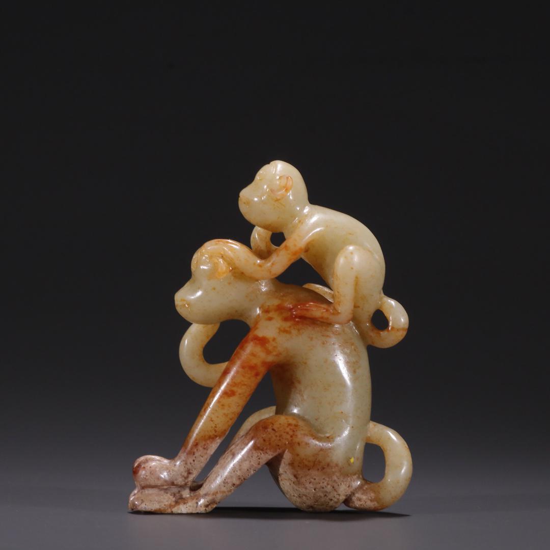 A Fine Jade Carved Monkey Ornament (1 of 9)