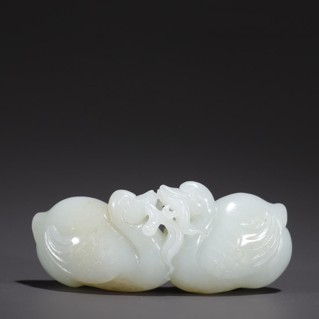 A Delicate Hetian Jade Goose Ornament (1 of 9)