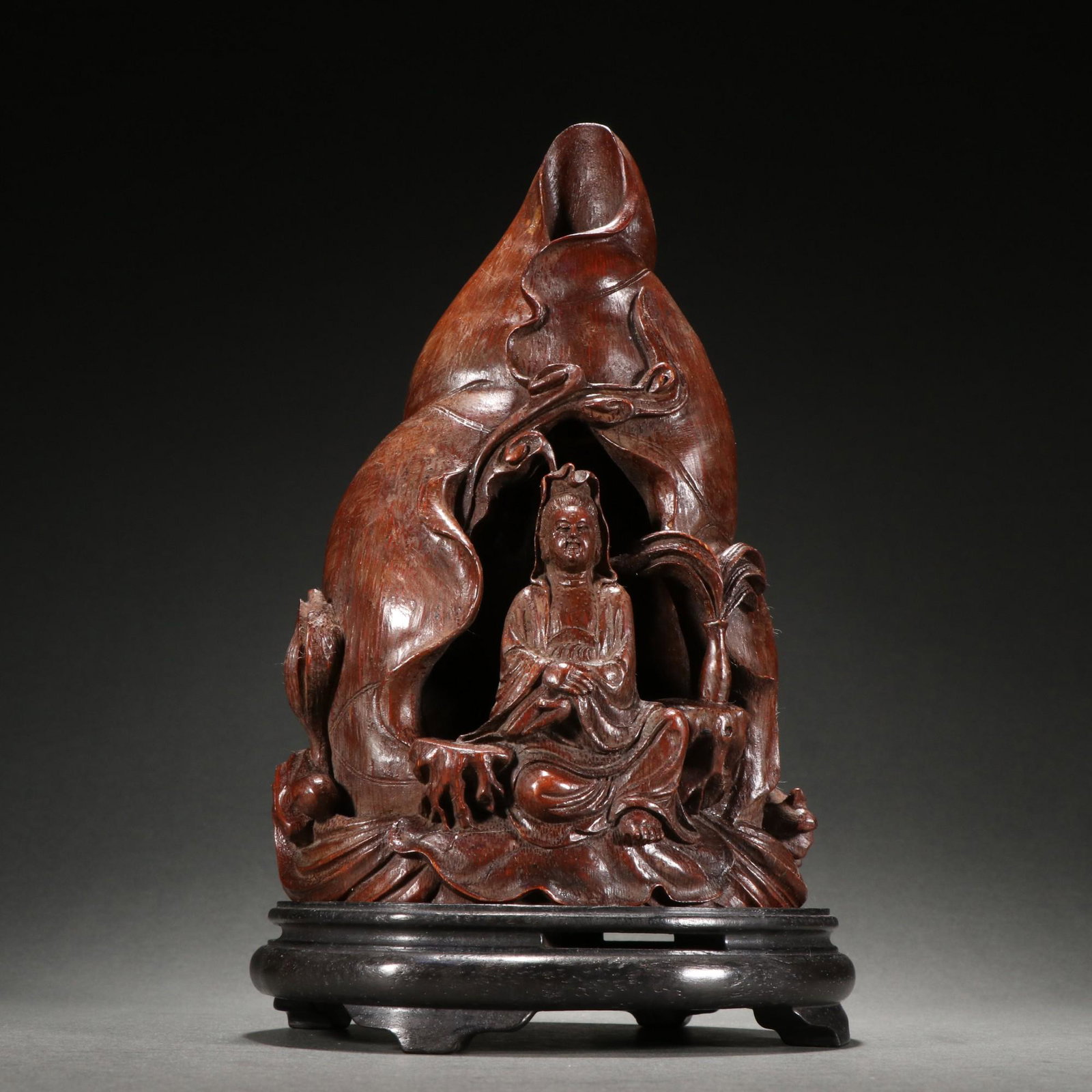 A Fine Bamboo Figure of Guanyin Ornament (1 of 9)