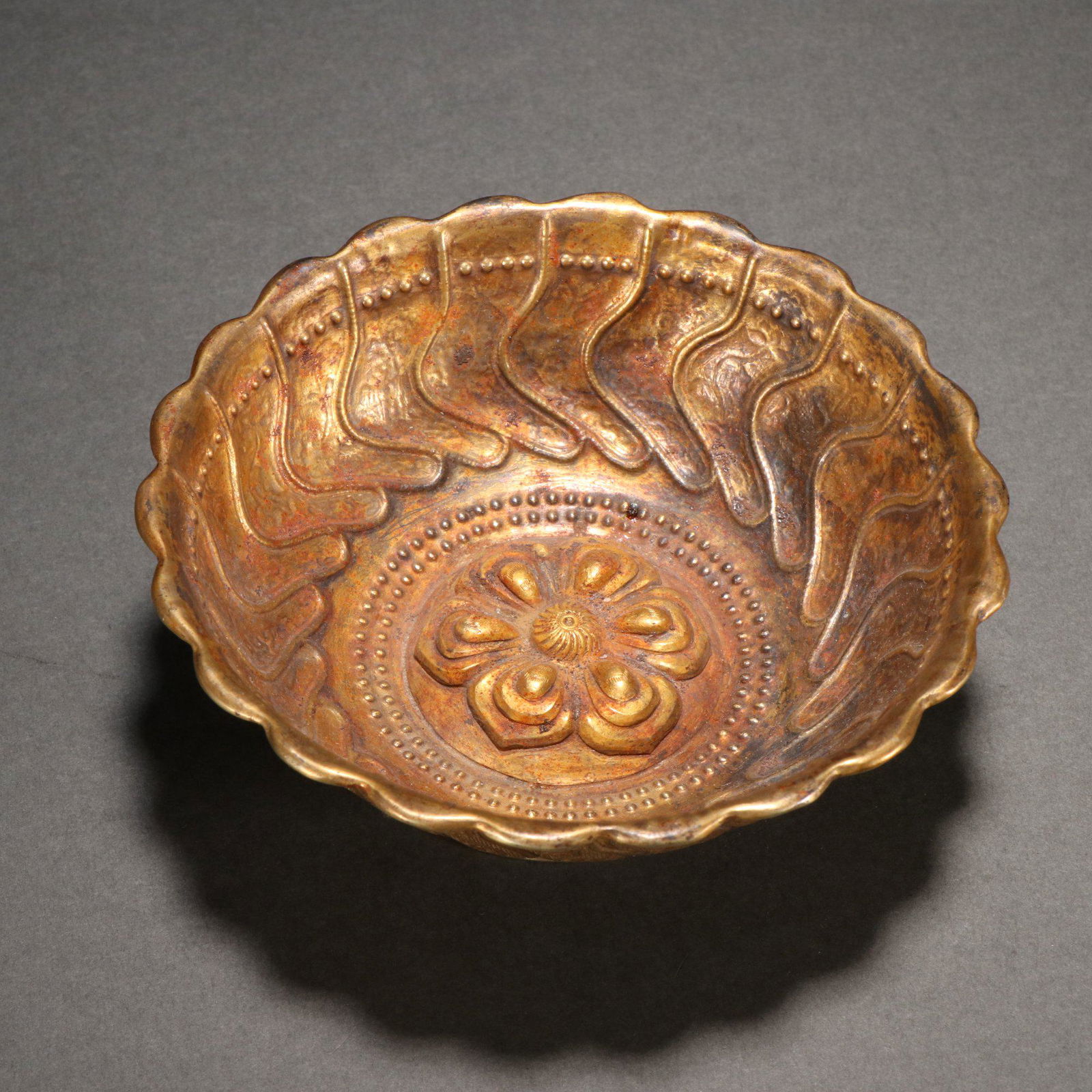 A Fine Gilt-bronze  'Flowers' Pattern Bowl (1 of 9)