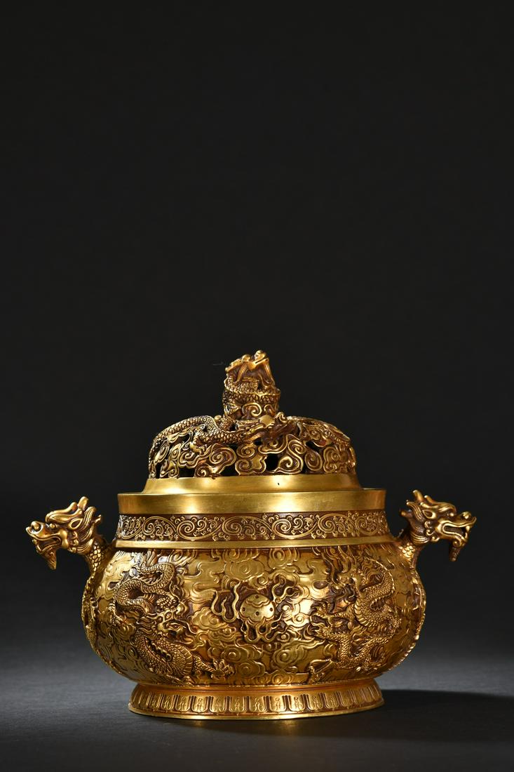 A Rare Gilt-bronze Dragon Pattern Censer (1 of 9)