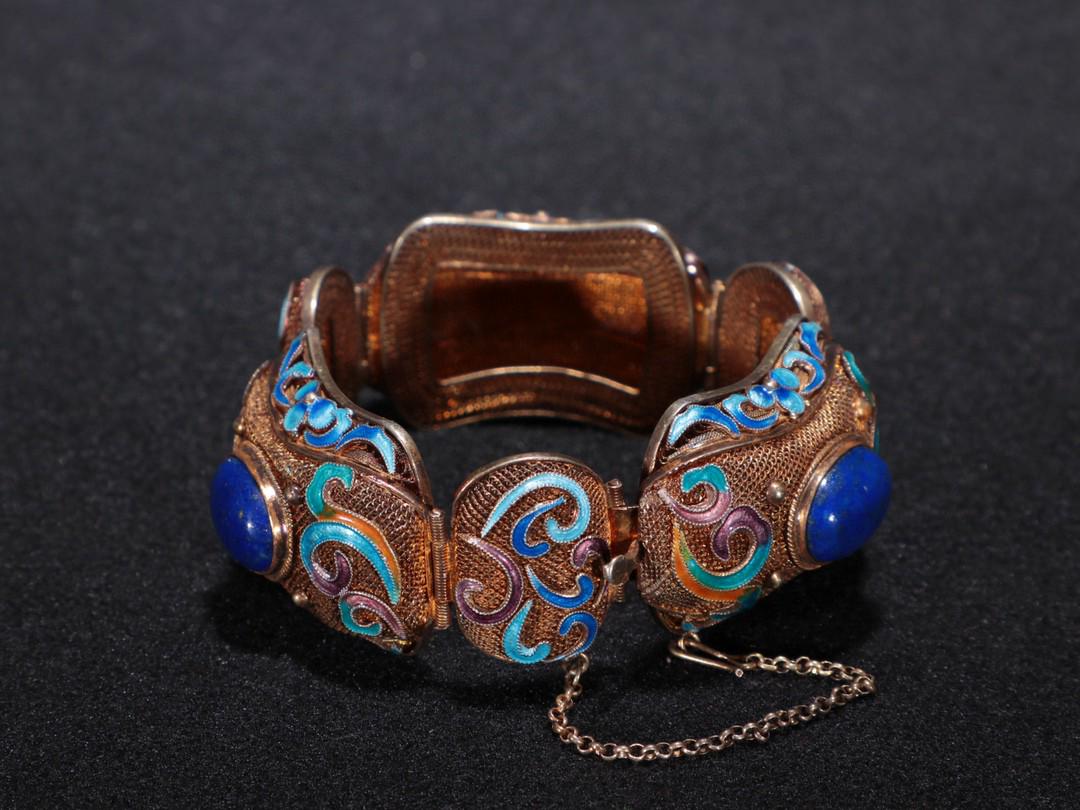 A Rare Gilt-silver Inlaid Gems Bracelet (1 of 9)