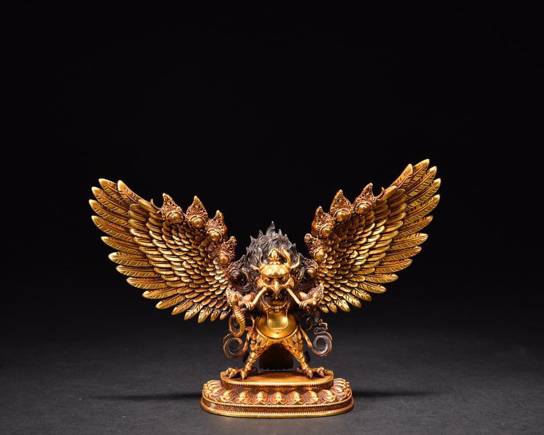 A Fine Gilt-bronze Statue of Dapeng Protector (1 of 9)