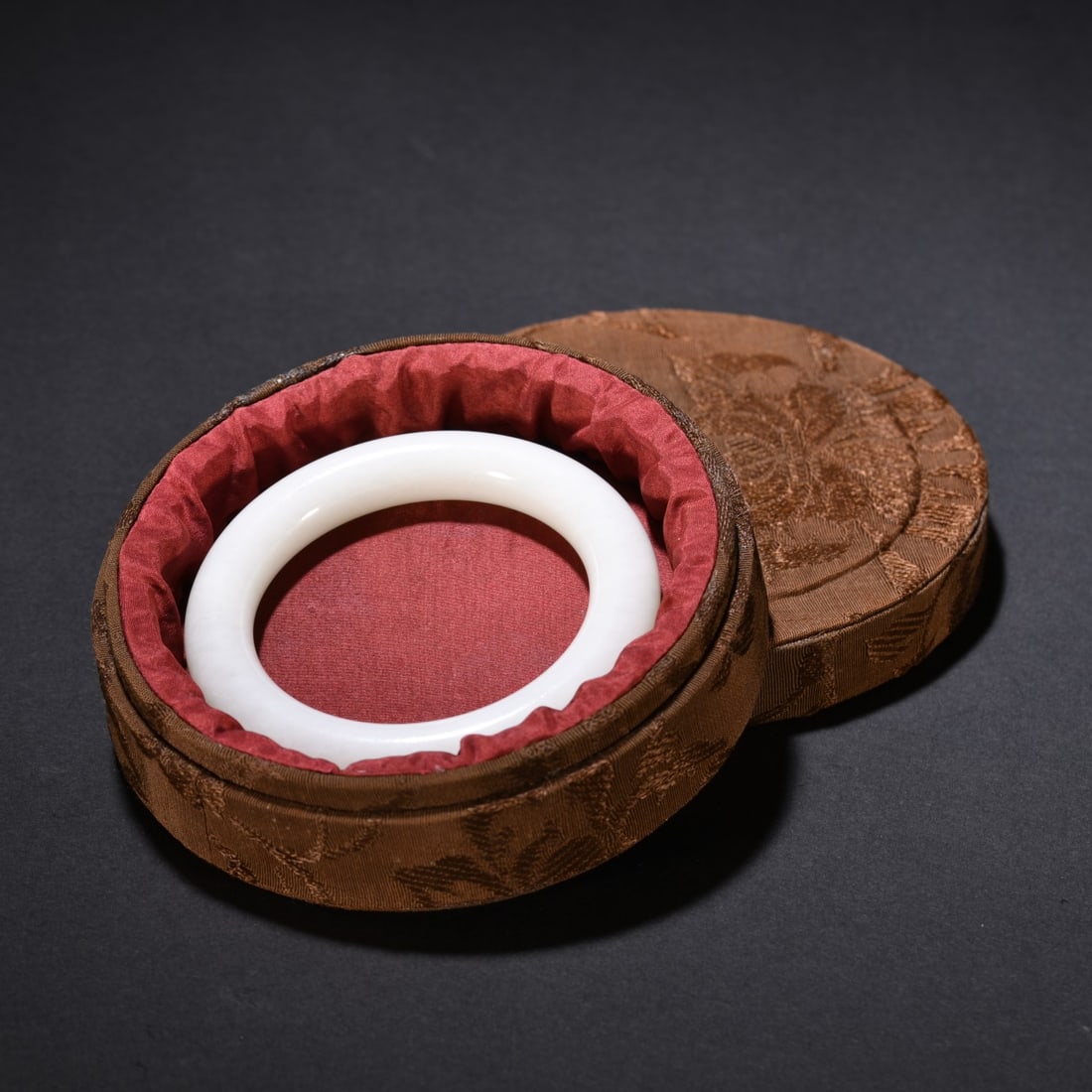 A Top and Rare Hetian Jade Bracelet (1 of 9)