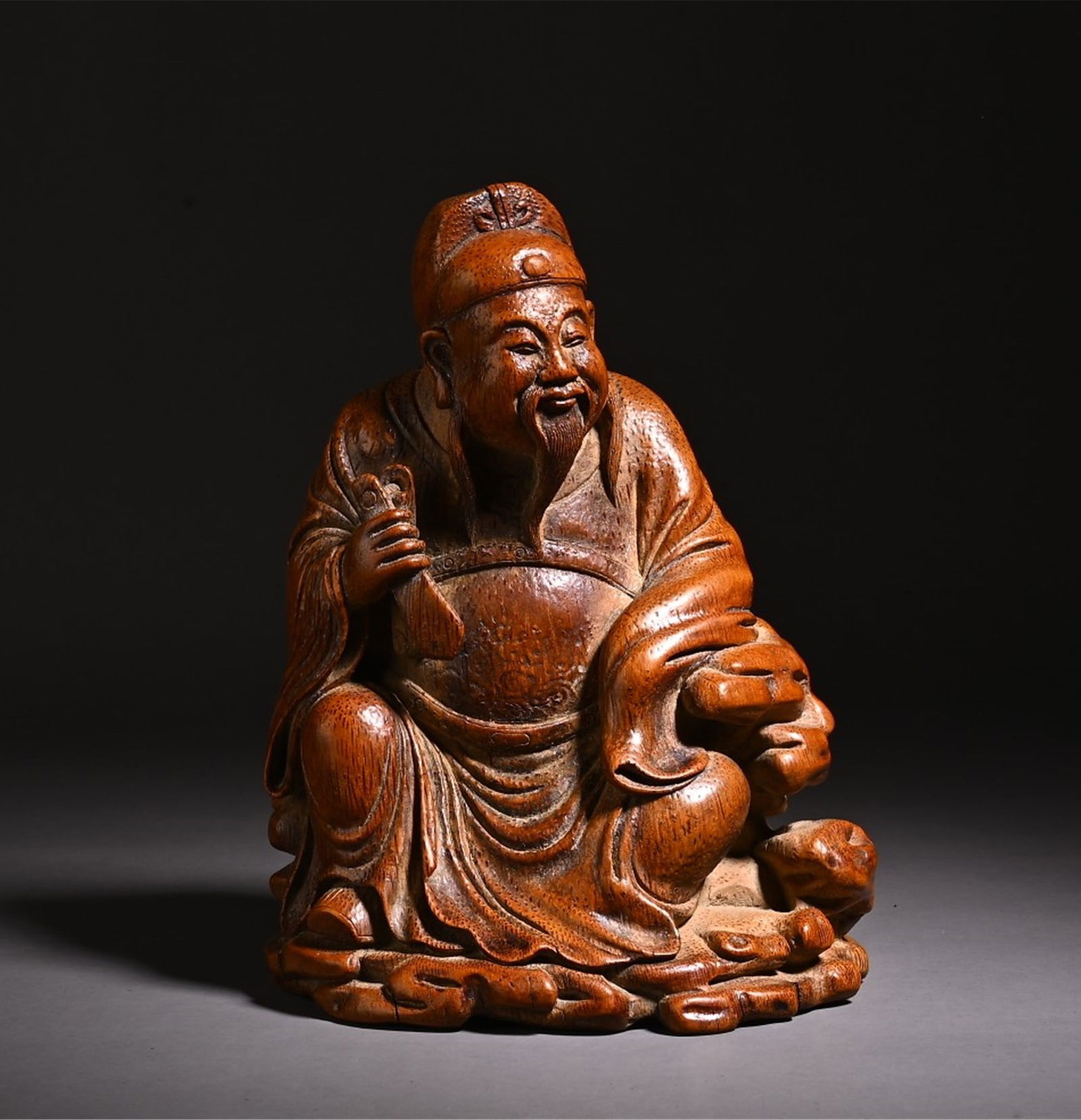 A Fine Carved Bamboo Figure Ornament (1 of 10)