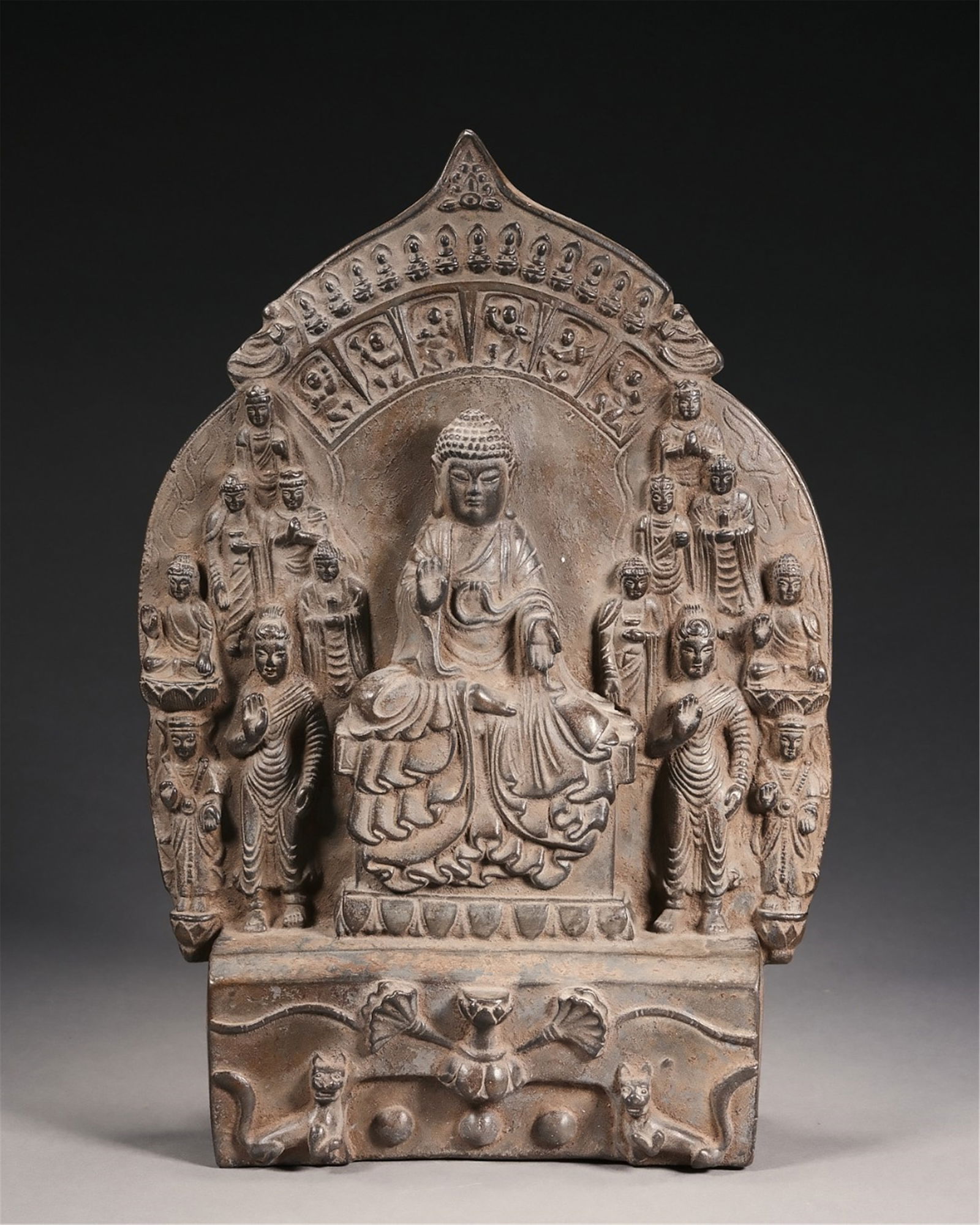 A Precious Stone Carved Buddha Statue Ornament (1 of 11)