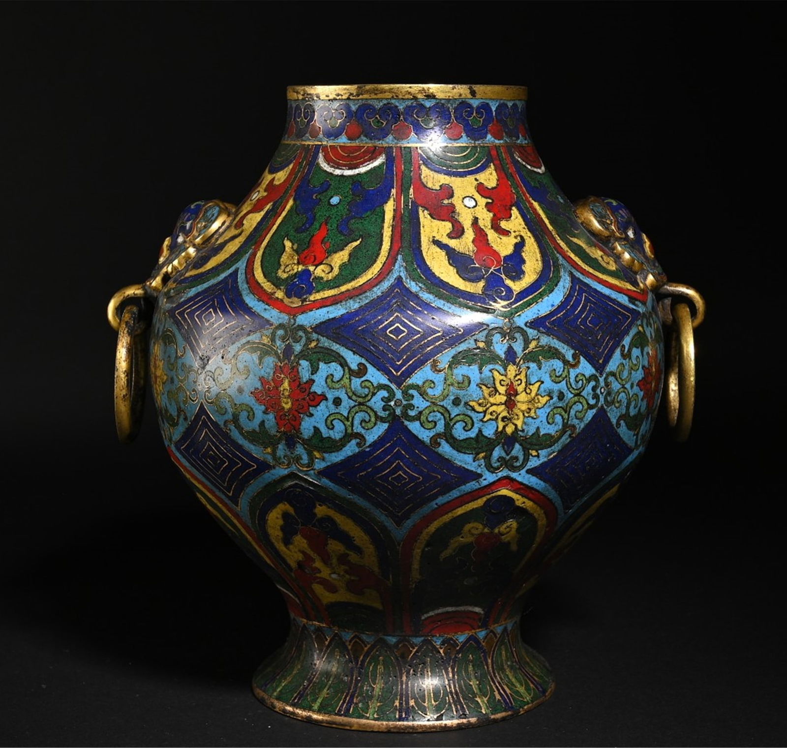 An Exquisite Gilt-bronze Cloisonne 'Flowers‘ Double Ears Jar (1 of 9)