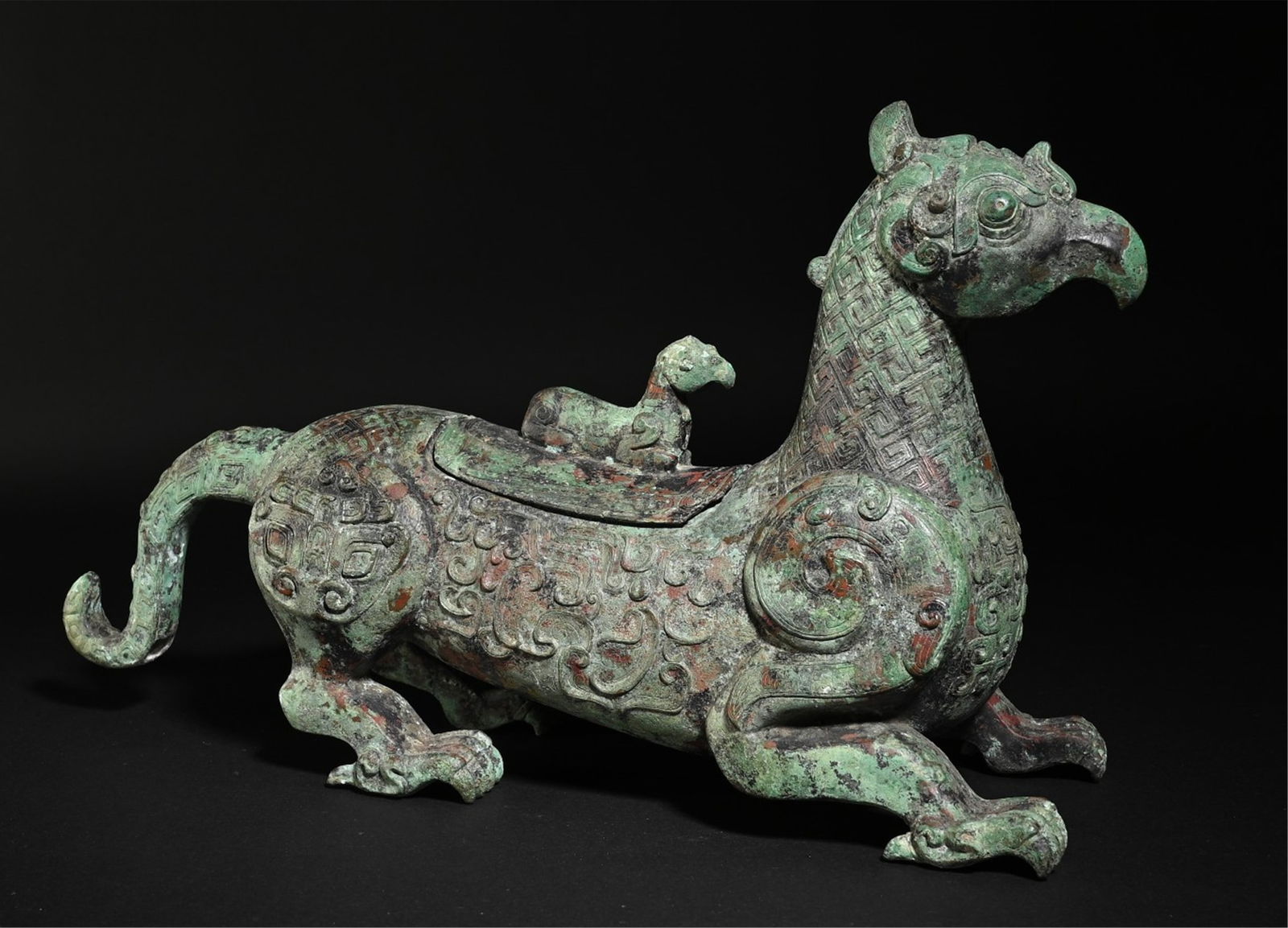 A Fine Bronze Beast Ornament (1 of 9)