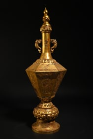 A Piece Of Rice Originated From Overseas Copper Gilt Dragon Bottle Ornaments