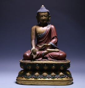 A bronze gilded statue of Shakyamuni in 17th century Tibetan Buddhism,