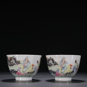 A Pair Of Yongzheng Pastel Figure Story Cups