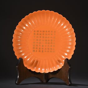 A Qing Qianlong Coral Glazed Chrysanthemum Flap Plate with Gold Inscriptions on Poetry and Prose