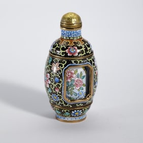 Painted Enamel Bronze Snuff Bottle