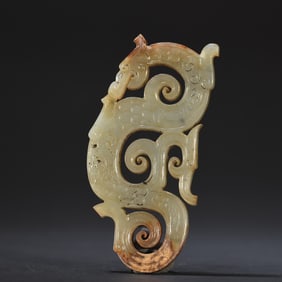 A high ancient jade dragon carving piece