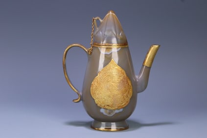 A piece of Liaojin old agate wrapped copper gilt holding pot