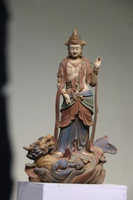 Nanmu carved Guanyin statue