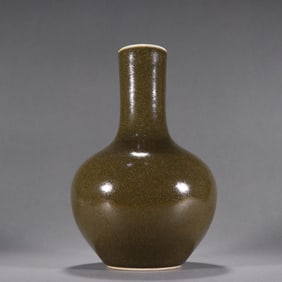 Tea Glazed Tianqiu Bottle