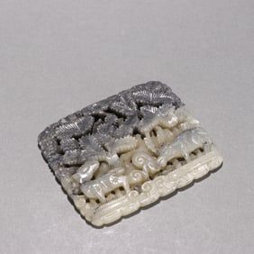 A piece of Liaojin blue and white seed material openwork "all the way to the branch" with plates