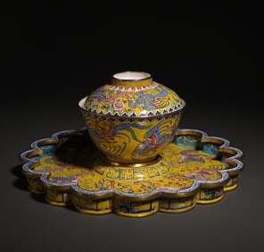 A Piece Of Enamel Color Phoenix Wearing Peony Bowl Study Ornaments