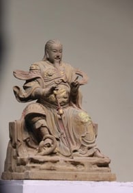 Nanmu carved the statue of Emperor Zhenwu