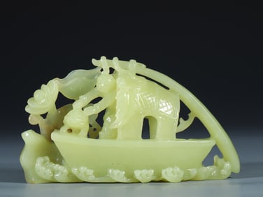 A piece of Hetian topaz fisherman's ornament