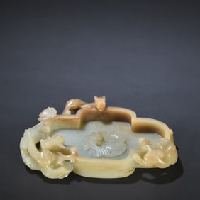 A Hotan Jade Carved Fish Water Bowl