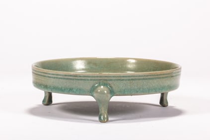 A Ru kiln three foot wash