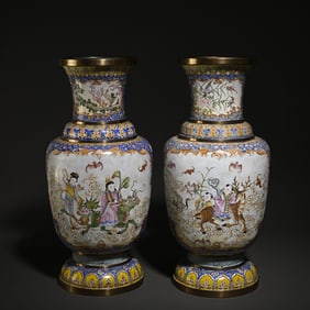 A Pair Of Enamel Color Baby Play Picture Stick Oan Flask Study Ornaments