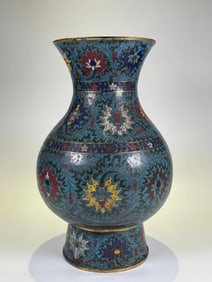 A piece of pinched-wire enamel Canzhilian vase