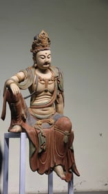 Nanmu carved the statue of Guanyin