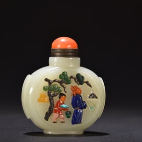 A snuff bottle with Hotan Jade inlaid with a hundred treasures