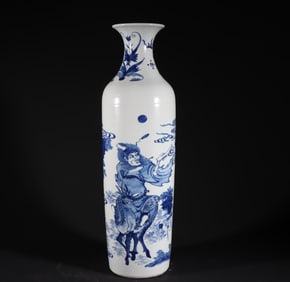 A Ming Dynasty Chongzhen blue and white Zhong Kui willow leaf vase