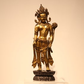 A bronze gilt statue of Tara in the Qing Dynasty